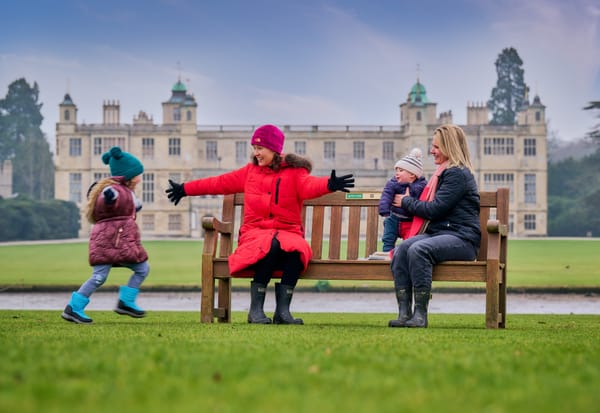 English Heritage launches ‘bonding benches’ to tackle parental isolation